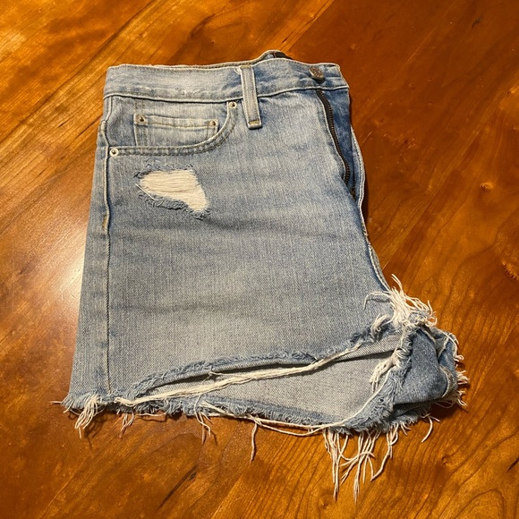 Urban Outfitters BDG Girlfriend High Rise Shorts - Picture 2 of 5